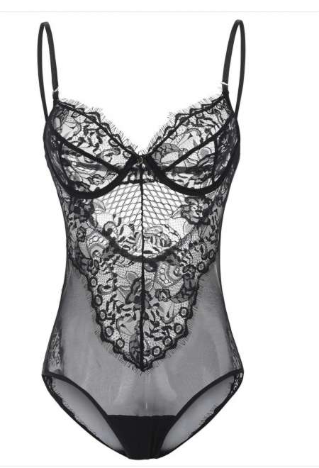 Recherche lingeries féminine portée